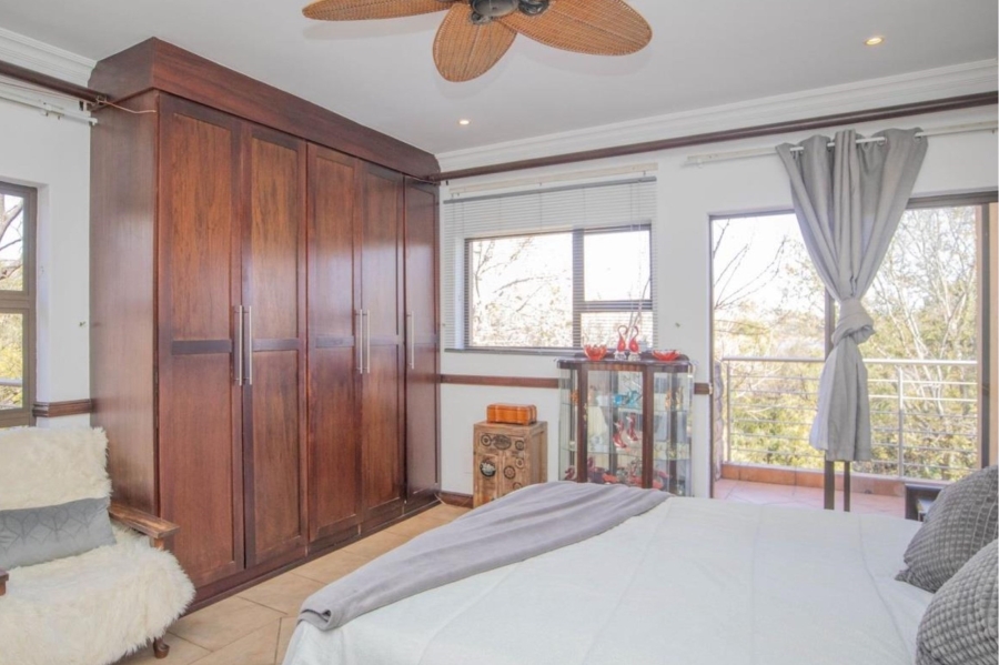 5 Bedroom Property for Sale in Birdwood Estate North West